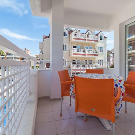 Hotel de apartamente Sezin 3*